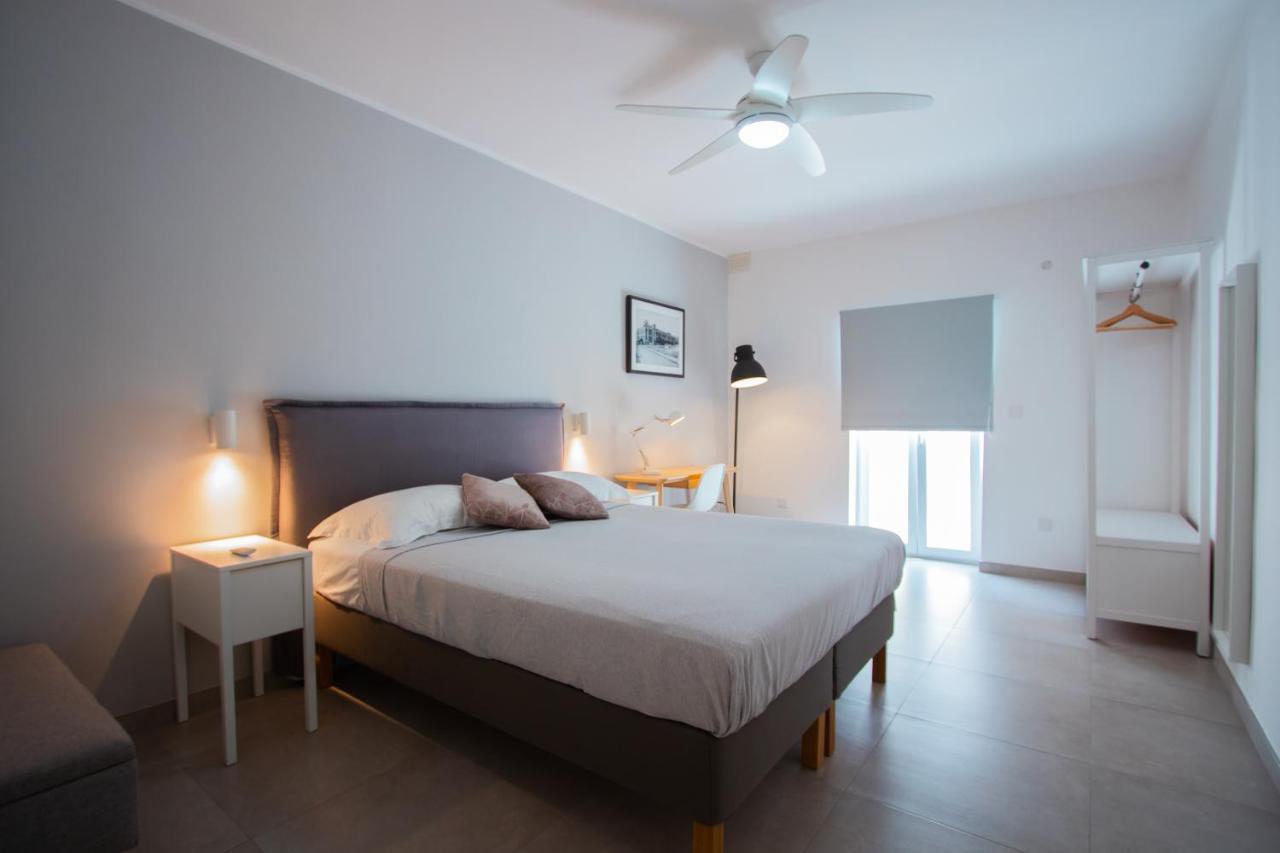The Three Trees Apartments Sliema Buitenkant foto