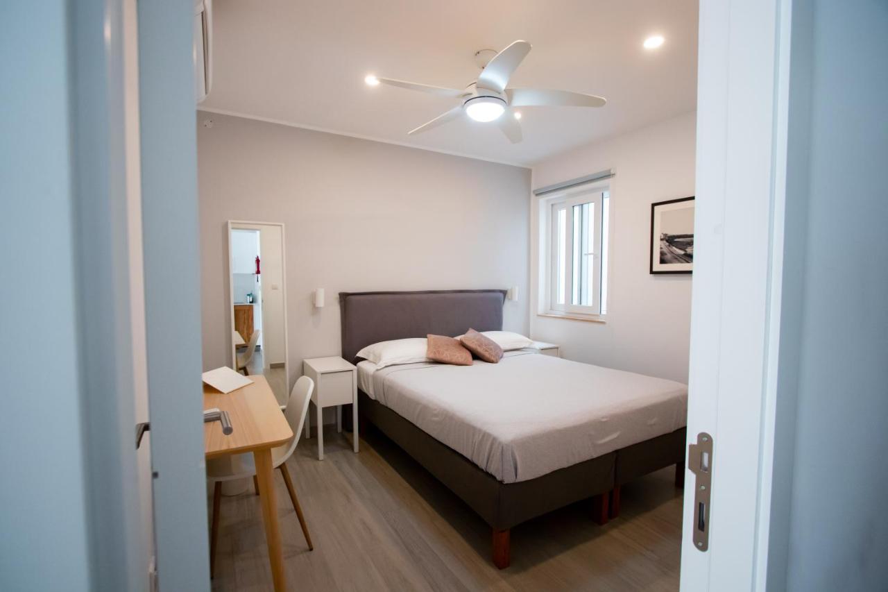 The Three Trees Apartments Sliema Buitenkant foto